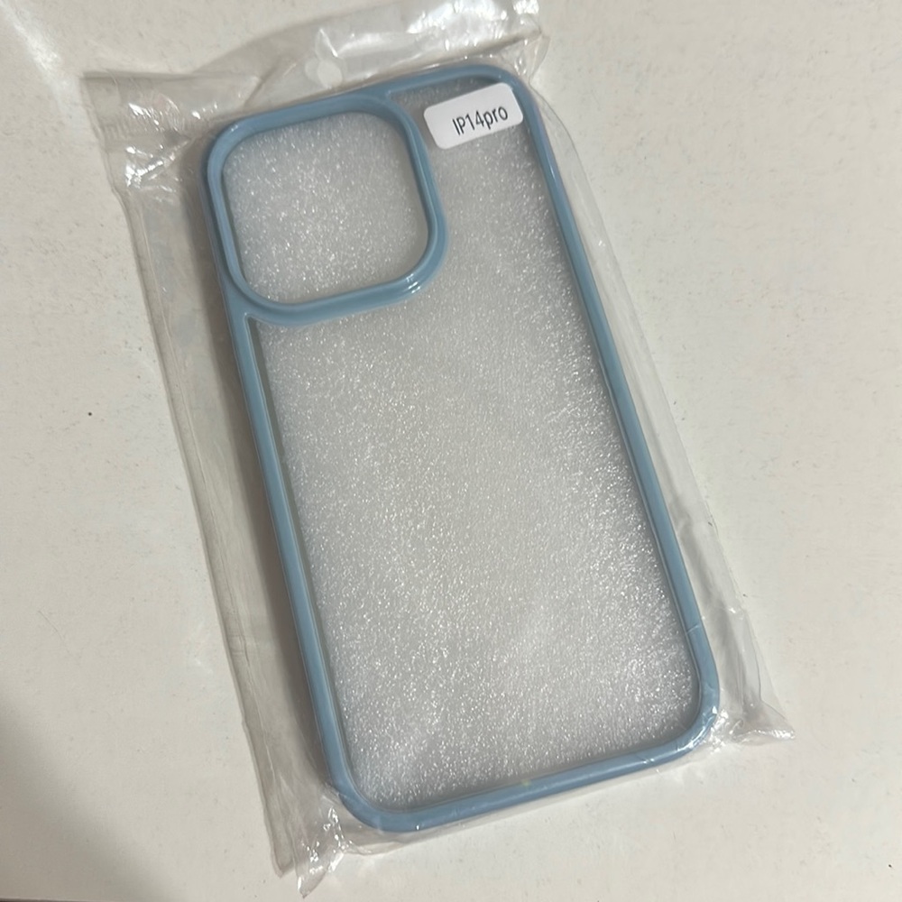 NEW Apple iPhone 14pro case, light blue